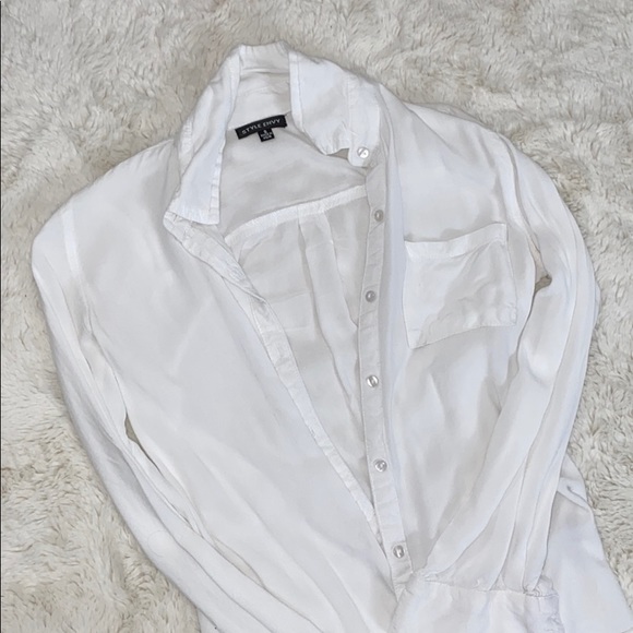 White simple button down - Picture 2 of 2